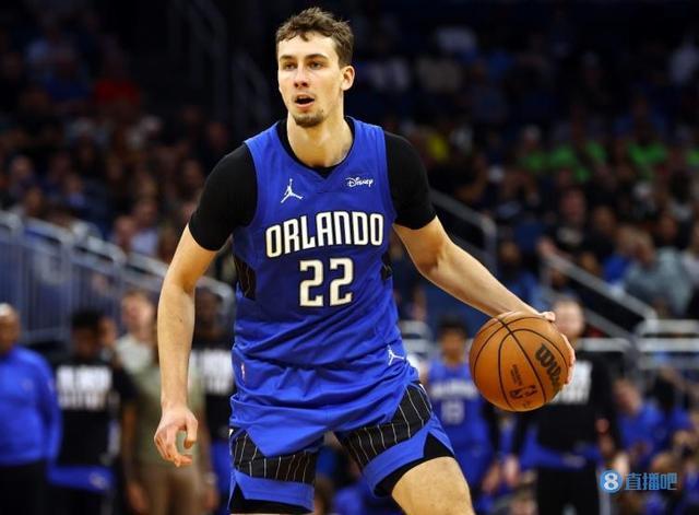 不仅展现出 不仅展现出