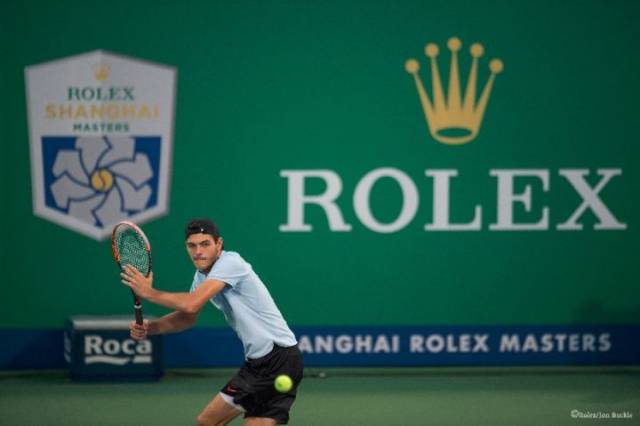 集中力量在 集中力量在